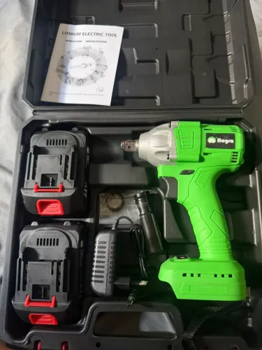 Vendo chave de Impacto com 2 Bateria NOVA 