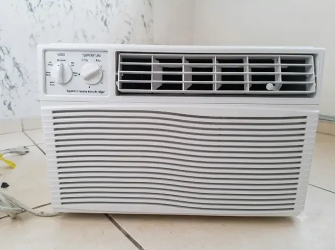 Ar Condicionado GREE 10.000 BTU (3 meses de uso)