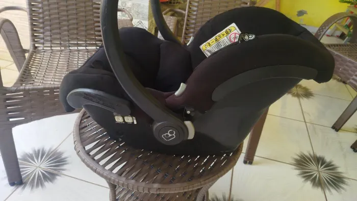 Bebê conforto maxi cosi