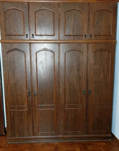 Guarda roupa sucupira 