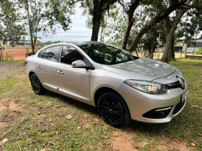 Renault Fluence Sed. Dyn. Plus 2.0 16V Flex Aut. 2017