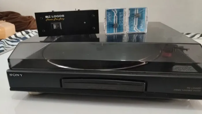 Toca Disco Sony + Pre Amplificador Para Toca Discos
