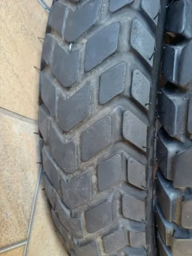 Jogo de pneus pirelli