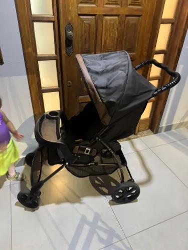 Carrinho de bebê galzerano