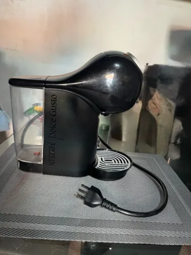 Cafeteira Dolce Gusto Arno