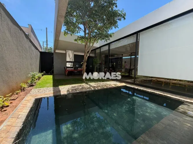 Casa com 2 quartos à venda, 212 m² por R$ 1.900.000 - Cidade Jardim Residencial - Bauru/SP