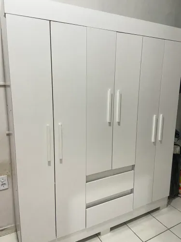 Vendo semi novo - Guarda Roupa Solteiro 