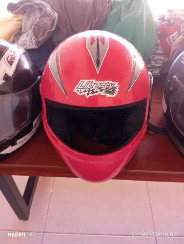 Capacete