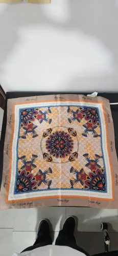 Lenço estampado seda Victor hugo original