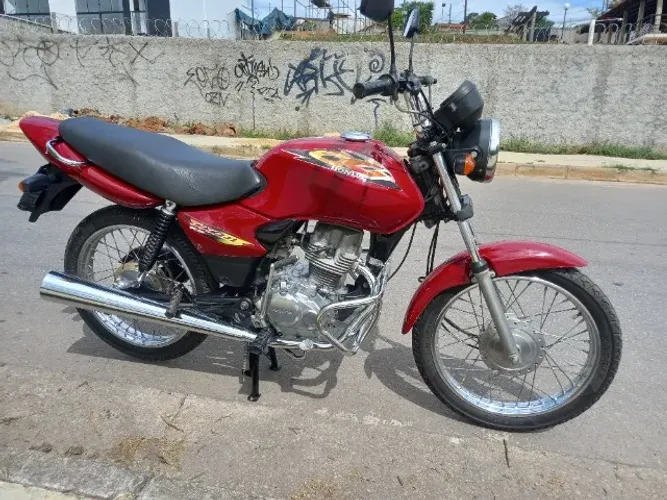Vendo CG Titan 2001 vermelha