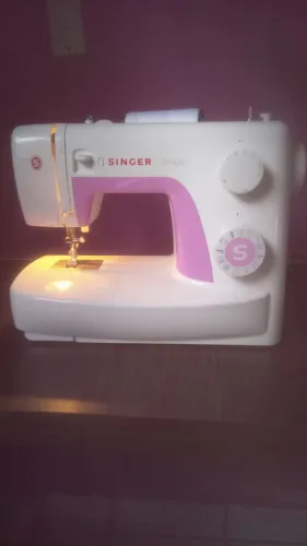 Máquina singer domestica