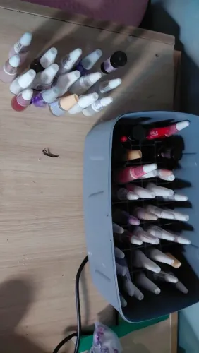 Esmaltes e maleta