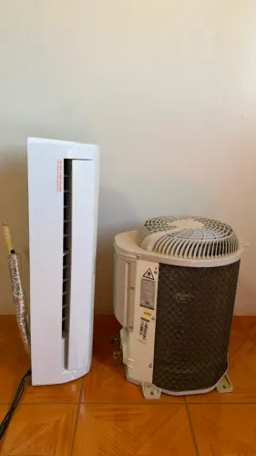 Ar-condicionado Agratto 12.000 BTUs 127V - 2 anos de uso