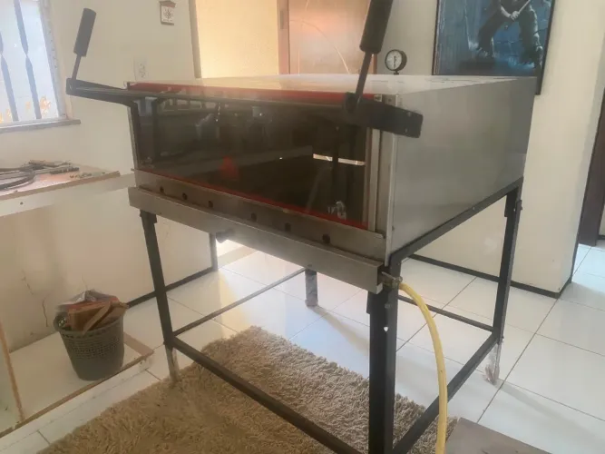 FORNO INDUSTRIAL GRANDE