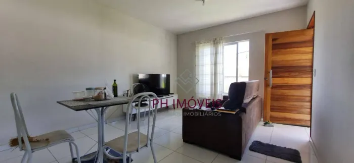Casa com 3 dormitórios sendo 1 suíte em Condomínio Fechado em Marechal Deodoro - 78m²