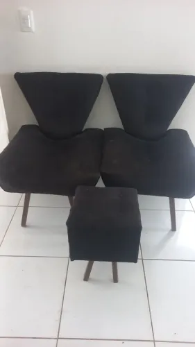 Poltronas com Puff usadas