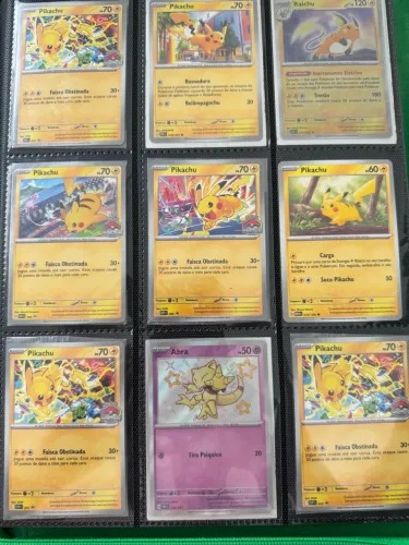 Carta Pikachu mundial condição MINT