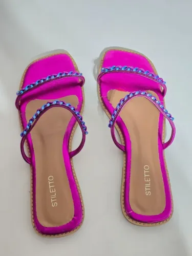 rasteirinha rosa metálica stiletto