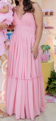 Vestido de Festa rosa bebê