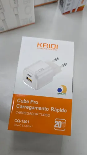 Carregador Fonte 20W Cube