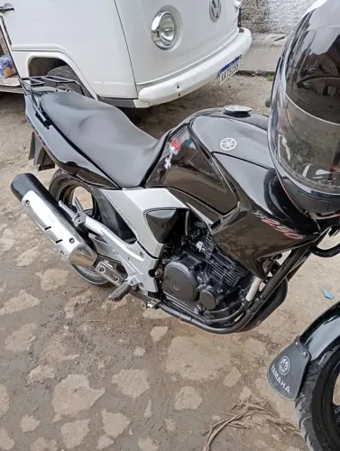 Vendo Yamaha Fazer 250cc 2008