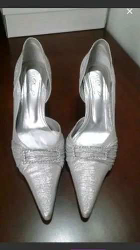 Scarpin Prata
