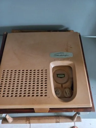 antiga vitrola portatil semp