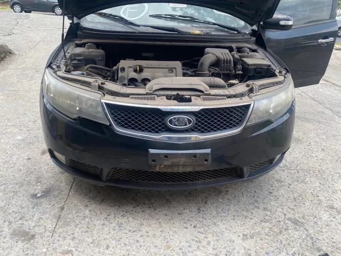 Cerato sucata para retirada de peças 