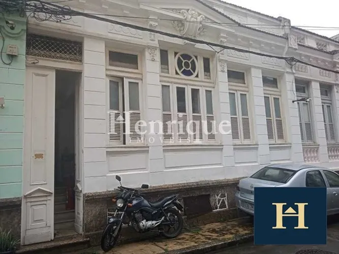 Casa de Vila - Duplex / Residencial / Catete