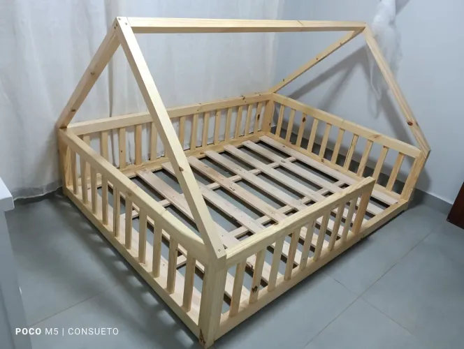 Cama casal casinha montessoriana Montessori 