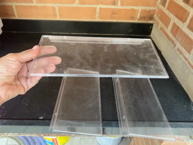 Vendo expositor de Tênis 
