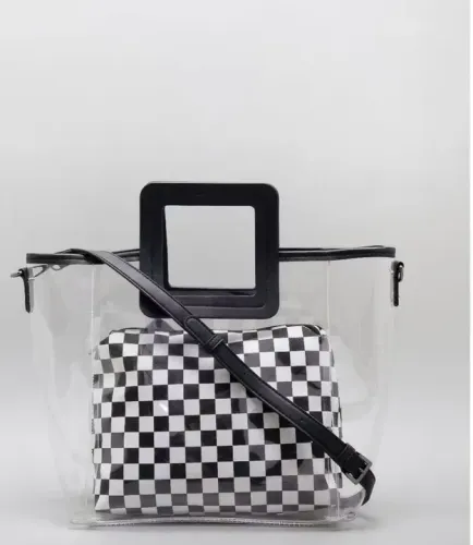Bolsa Transparente com Detalhe em Quadriculado