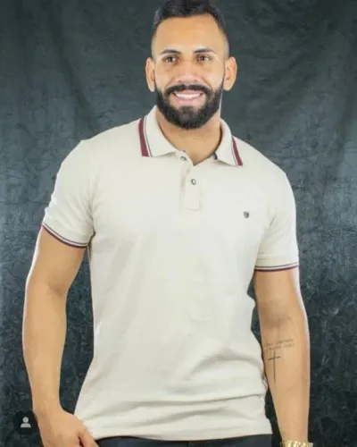 Camisa gola polo piquet com elástano