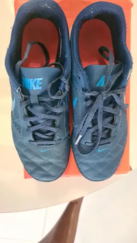 Chuteira futsal 