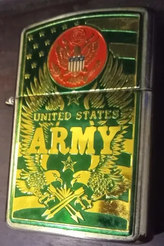 Antigo isqueiro com o logo United States -  Anos 90