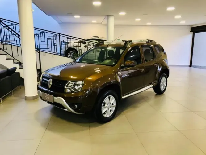 RENAULT DUSTER 16 D 4X2 2017