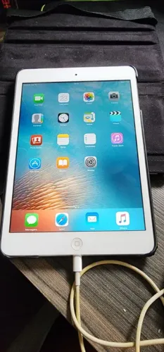 iPad mini A1454 Wi-Fi Branco & Prata - 64GB - 1a. Geração, IOS 9