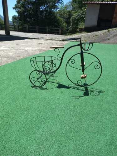 Suporte de plantas formato de bicicleta
