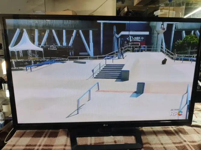 TV LG de plasma 50 polegadas funcionando perfeitamente (NÃO É SMART)