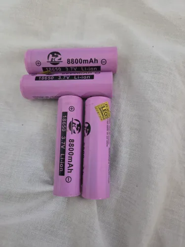 Bateria Recarregável 18650 3,7v Polo Positivo Liso 8800mah.
