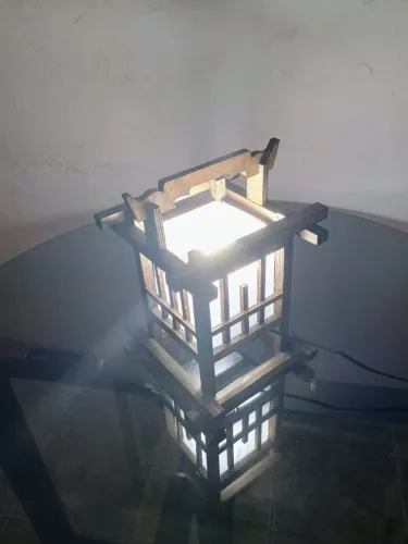 Abajur de mesa luminária estilo oriental japonês sala quarto madeira hotel pousada