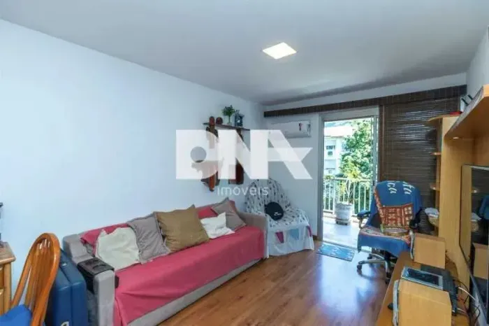 Apartamento : Padrão / Residencial / Lagoa