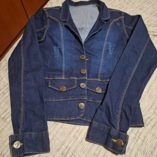 Jaqueta Jeans Feminina Elegante