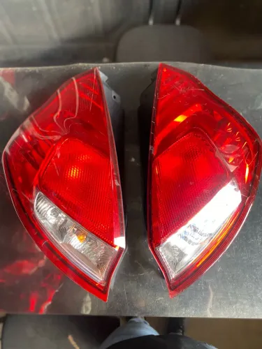 Par De Lanterna Ford New Fiesta 2014 A 2019 Original