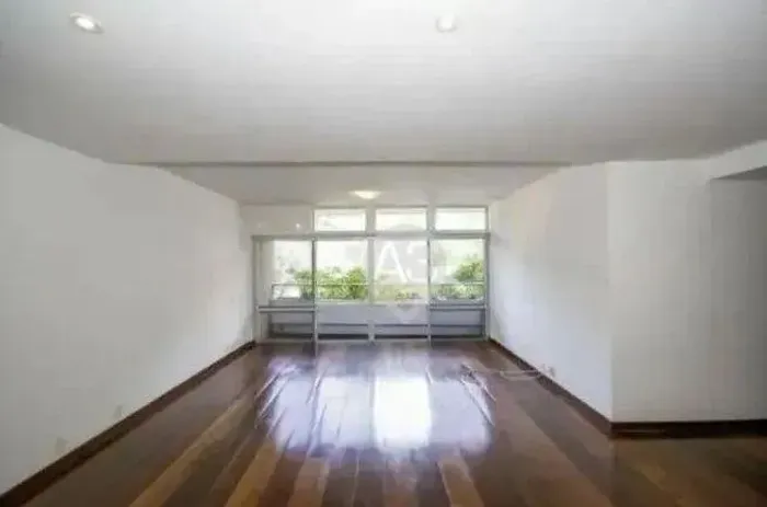 Apartamento com 3 dormitórios para alugar, 170 m² por R$ 16.012,59/mês - Leblon - Rio de J
