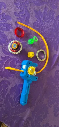 Beyblade Burst - Kit