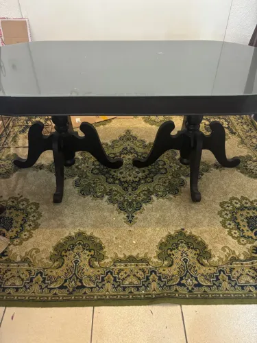 Mesa de Jantar em Madeira com Tampo de Vidro