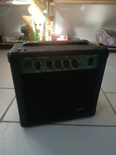 Amplificador Stagg 16w (110v)