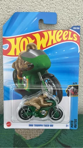 Hot wheels moto Triumph 66 (Super)