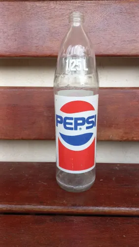 Garrafa pepsi 1,250l refrigerante antiga vidro anos 80/90 antiguidade coleção decoração 